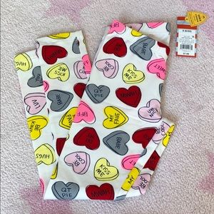 NWT heart leggings